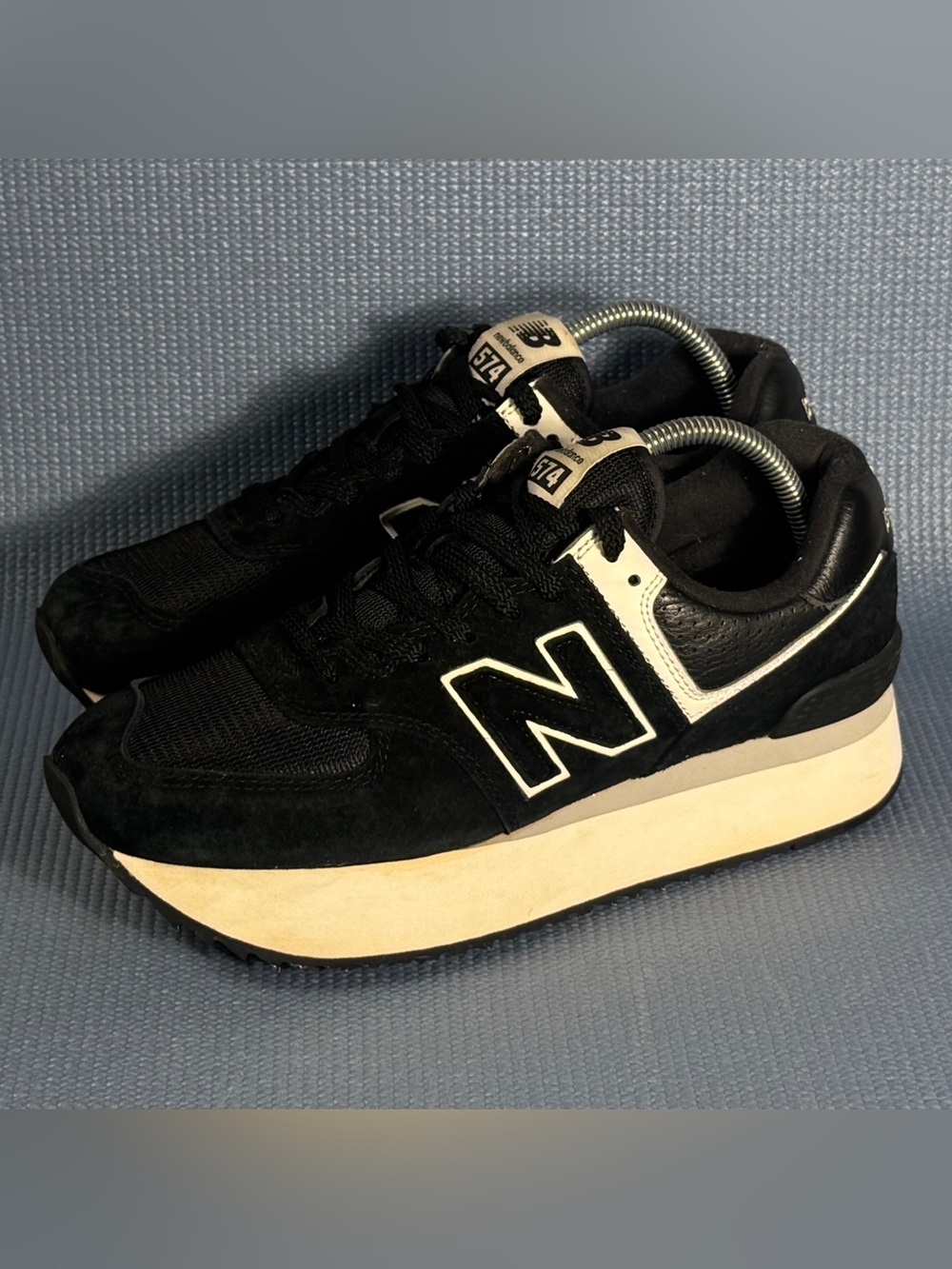 New Balance 574 Black White WL574ZAB Casual Shoes Women’s Size 10